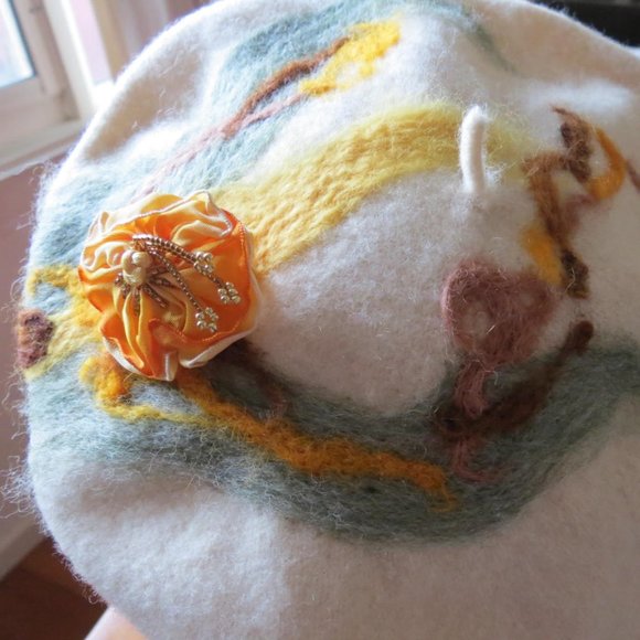 VINTAGE BERET - HAT - FRENCH CHIC - BOHEMIAN STYLE - ONE SIZE - UNBRANDED. - Picture 6 of 10